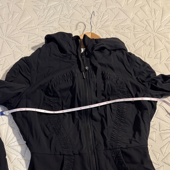 lululemon athletica Black Jacket - Picture 5 of 10
